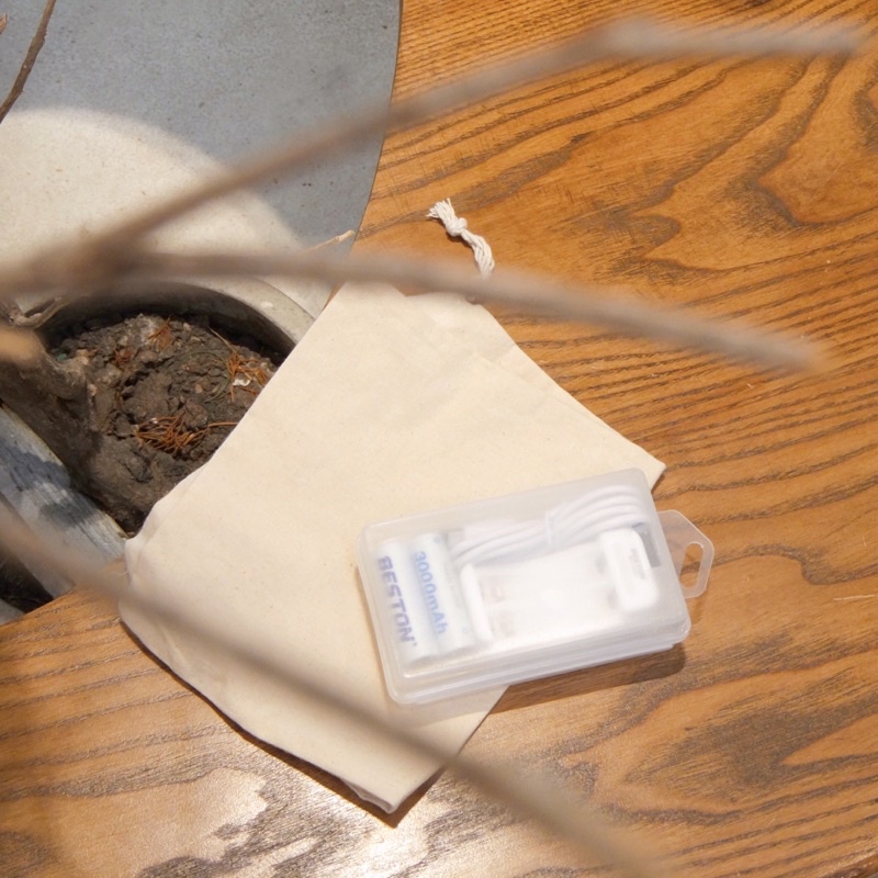 Sạc + Pin AA 3000 mAh sạc nhiều lần