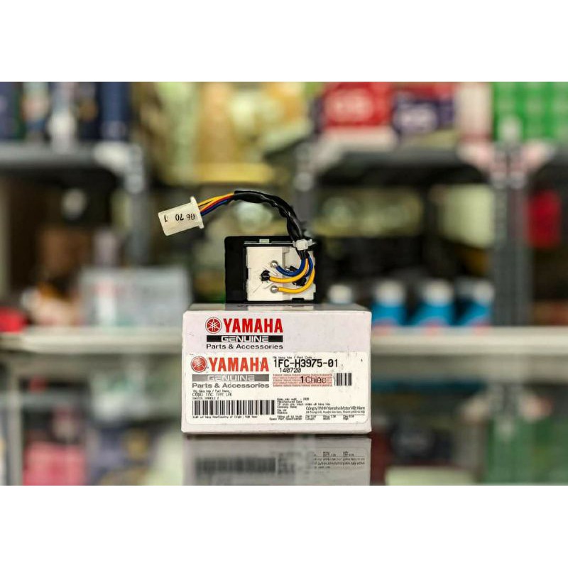 Cụm nút công tắc đề, mở đèn xe Sirius Fi zin yamaha