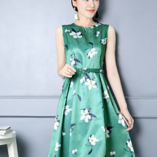 Đầm hoa lụa satin trẻ trung