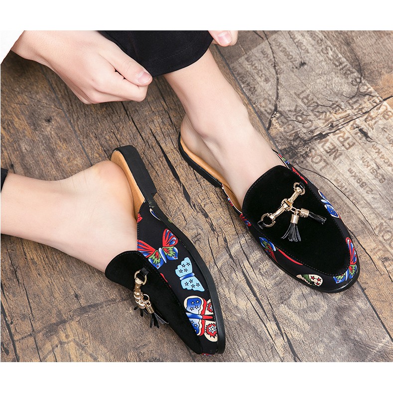 Giày sục da nam [ GIÁ SIÊU RẺ ] Thêu họa tiết bướm bắt mắt , đế cao su êm ái thoải mái. | BigBuy360 - bigbuy360.vn