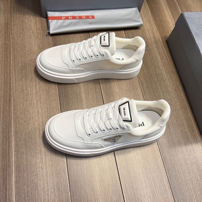 Giày thể thao/sneaker đế cao cho nam logo Prada chất liệu vải canvas cao cấp phối da thật