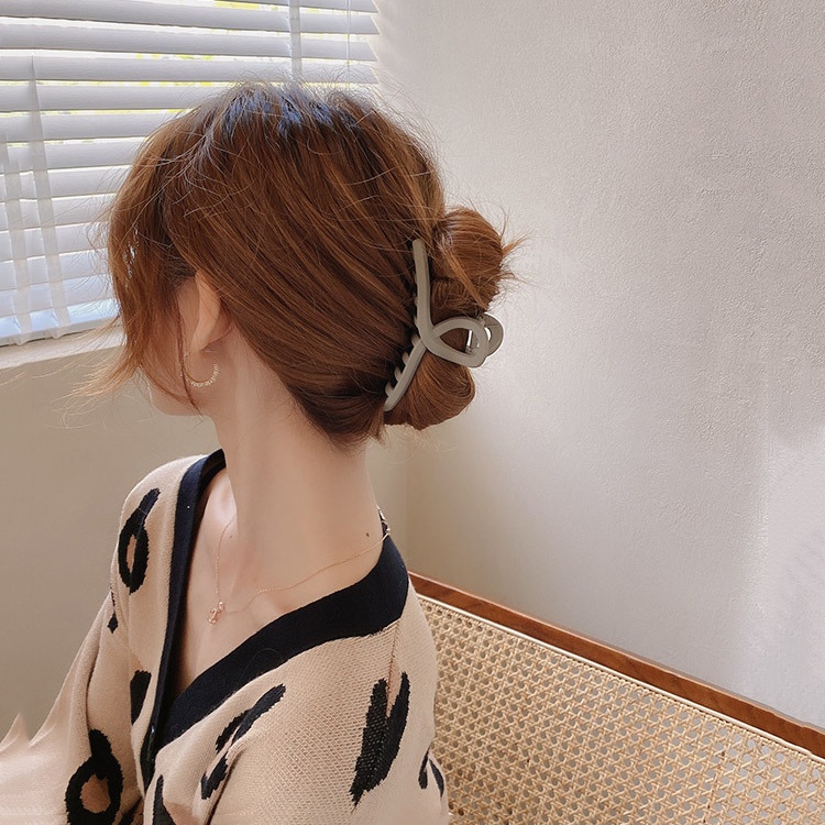 Kẹp tóc càng cua Hàn Quốc nữ đẹp hottrend nhám cỡ size lớn iLita cặp búi tóc dễ thương cào 10 răng, 14 răng