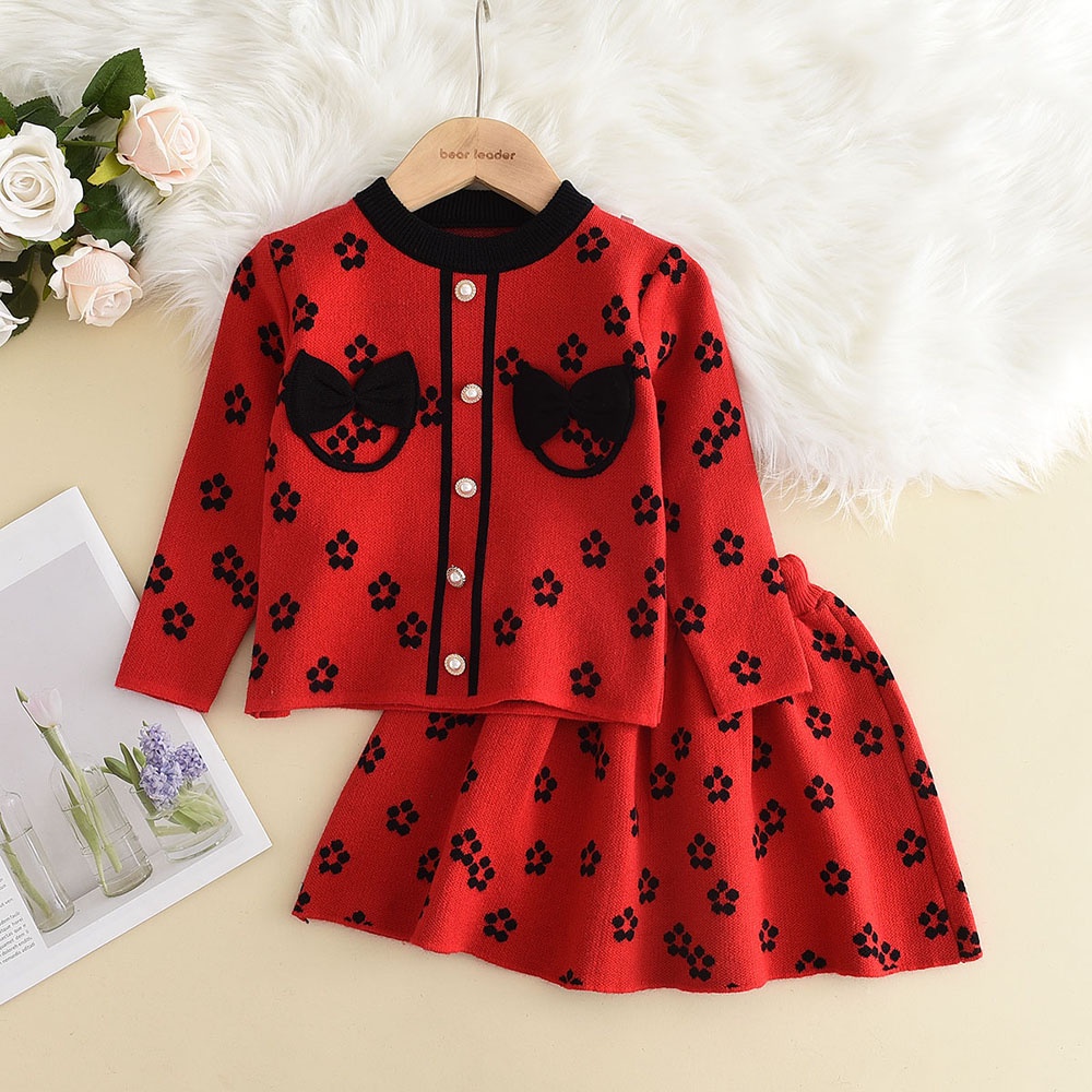 Bộ đồ BEAR LEADER gồm áo sweater đính nơ phối chân váy họa tiết hoa ba chiều phong cách Hàn Quốc cho bé gái 3-7 tuổi