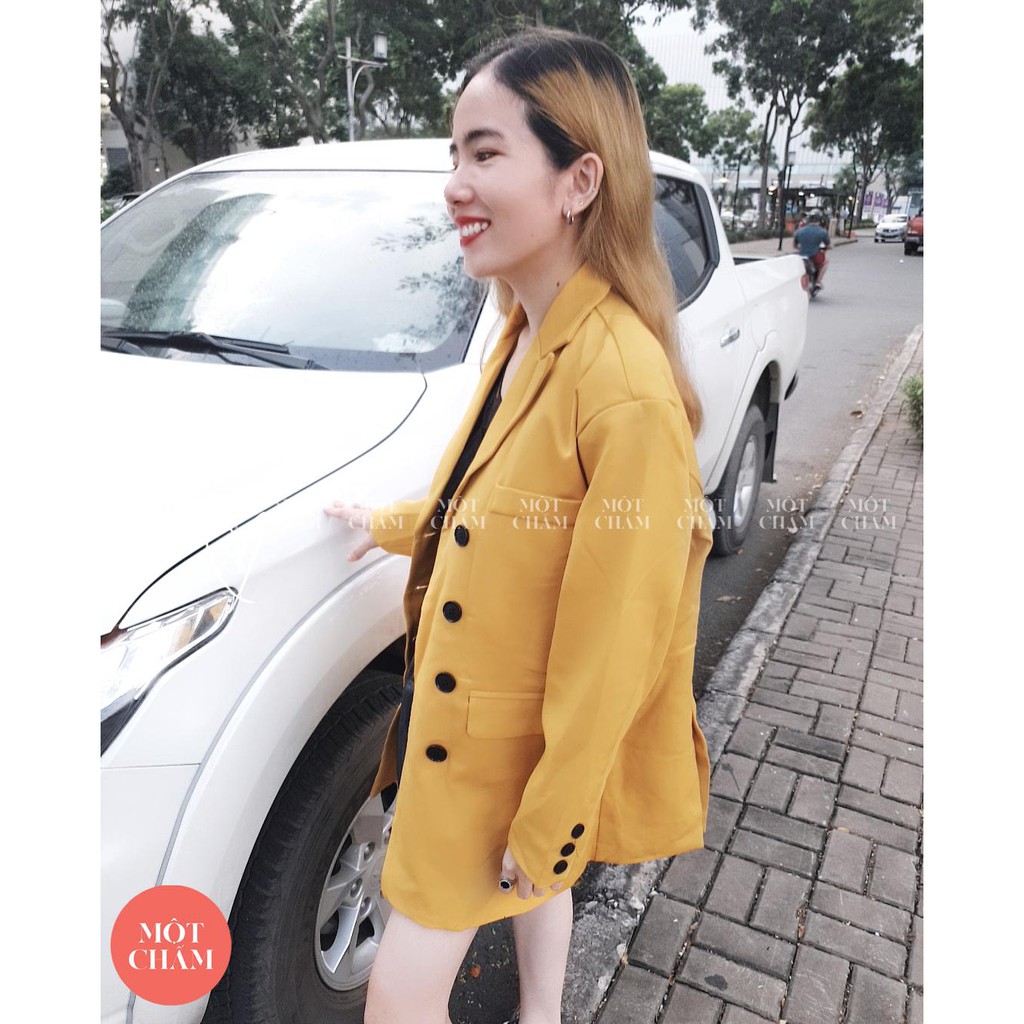 Áo khoác kiểu vest tay dài màu vàng cho nữ (áo blazer hai hàng nút)