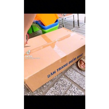 Kệ chữ A con vẹt đồ chơi dành cho bé