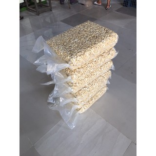Hạt điều bể chưa rang muối đã bóc vỏ lụa- 1 kg