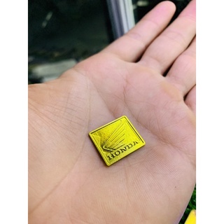 Logo titan vàng gold ( hon,ya,su )