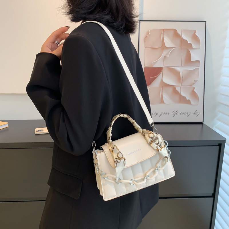 Túi Đeo Vai Phối Dây Xích Thiết Kế Mới Cao Cấp Thời Trang