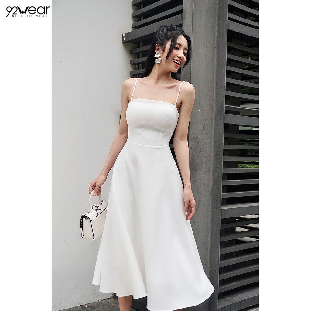 Đầm váy nữ 2 dây dự tiệc 92WEAR màu trắng, đủ size, dáng xòe cúp ngực DEW0988