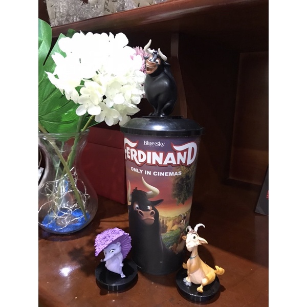 Mô hình nhân vật phim chiếu rạp CGV