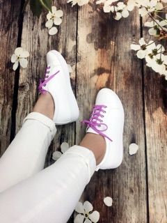 Giầy sneaker