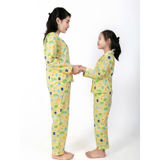 Bộ Pijama áo dài quần dài màu vàng hình con cá