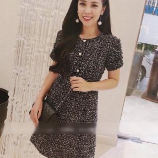 Quần áo (thịnh lê 8/3)