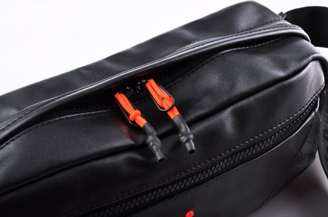 Túi chéo, bao tử JD