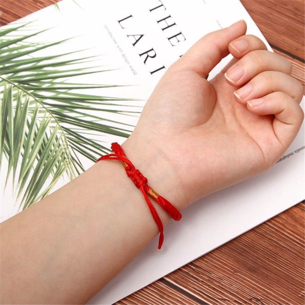  Vòng tay bện dây chỉ đỏ may mắn dành cho cả nam và nữ | BigBuy360 - bigbuy360.vn