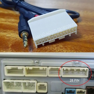 Jack aux 28pin dùng chung cho đầu cd toyota