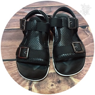 Sandal bé trai size31-36