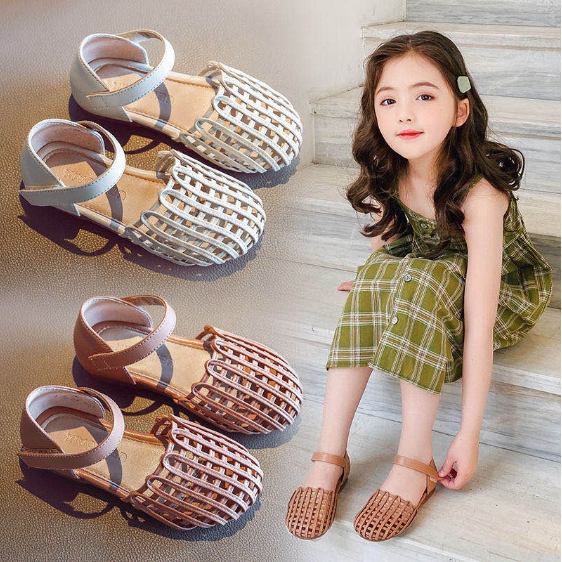 Giày sandal mềm mại cho bé gái