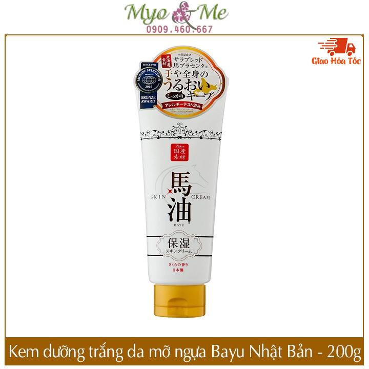 Kem Dưỡng Trắng Da Chiết Xuất Mỡ Ngựa Bayu Nhật Bản - 200g