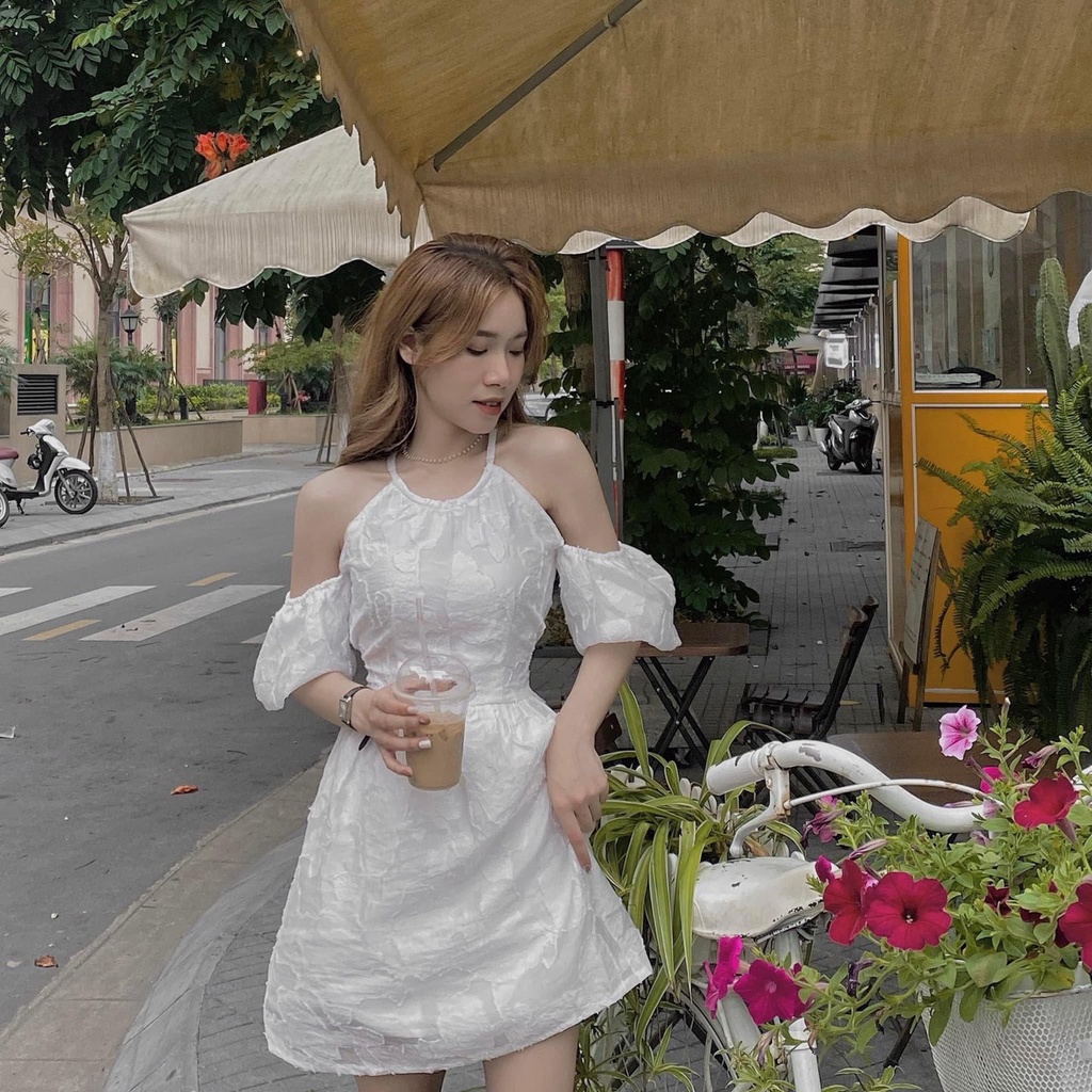 Váy yếm gấm hoa nổi hở vai đầm tiểu thư thiết kế cao cấp BN177