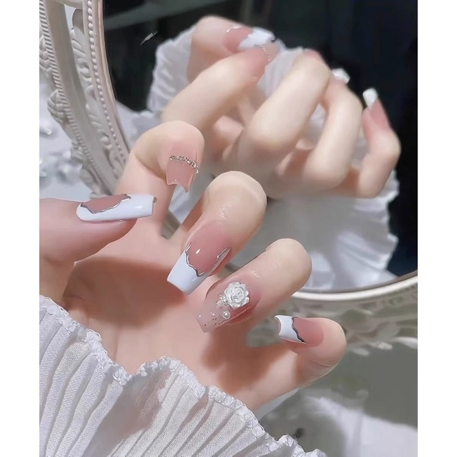 Nailbox thiết kế phom móng chuẩn mẫu sơn mảng loang