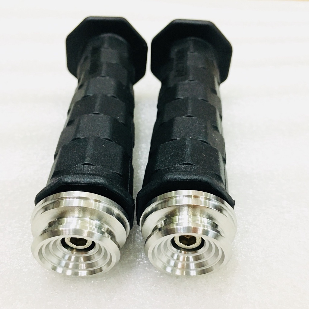 BAO TAY DAYTONA Ô VUÔNG KÈM GÙ SALAZA THÁI LAN V7