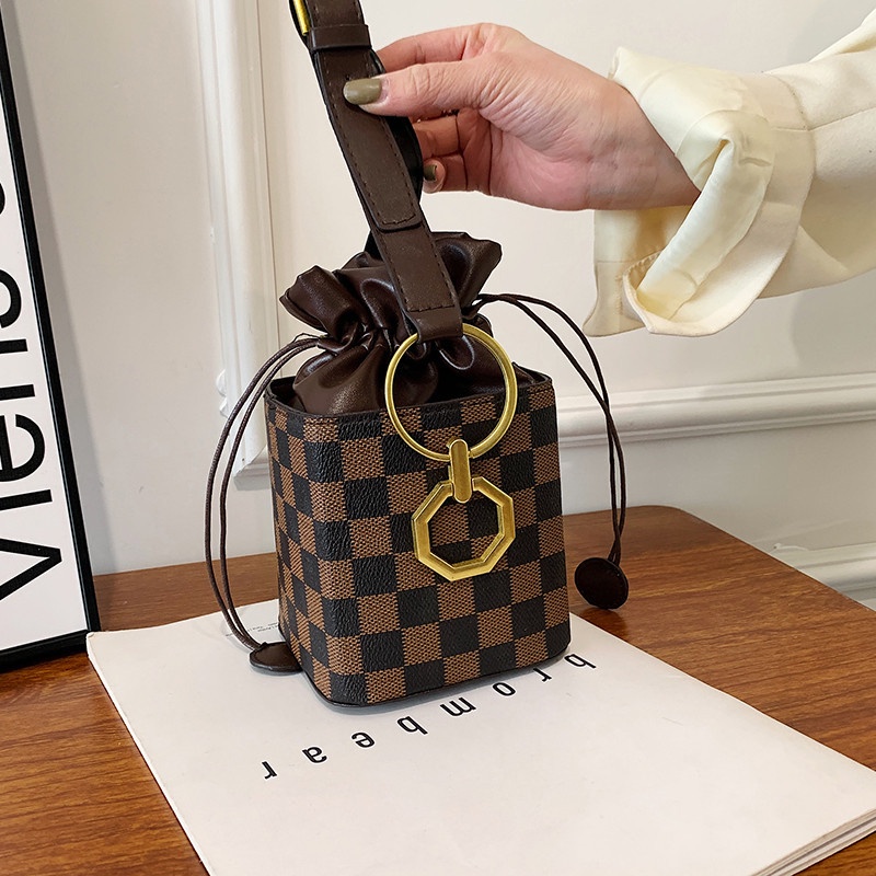 Túi Đeo Chéo Một Bên Vai Dây Rút Phong Cách Phương Tây Cổ Điển Thời Trang Mới 2022 FF3022