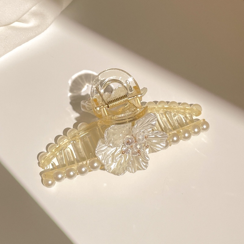 Kẹp Tóc Hình Cá Mập Đính Hoa Trà Thời Trang