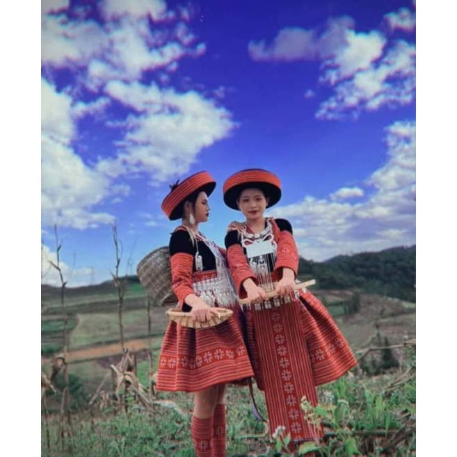 Trang phục hmong thiết kế - mẫu bộ siêu hot