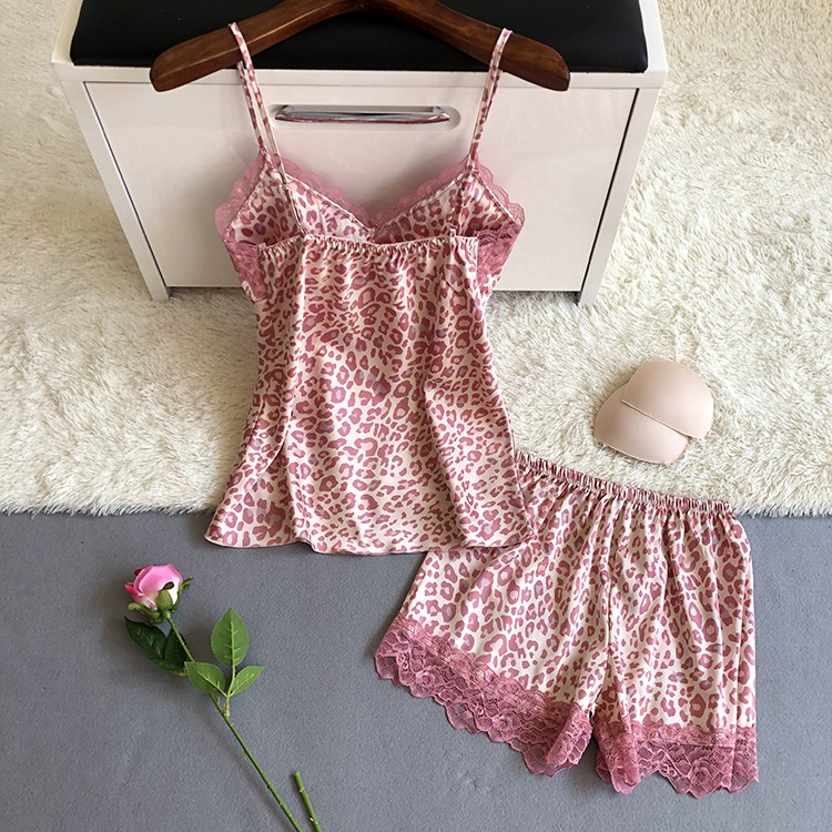 [Mã WARN25 giảm 25k đơn 200k] Bộ ngủ lụa cao cấp phối ren có mút ngực (hàng có sẵn) | BigBuy360 - bigbuy360.vn