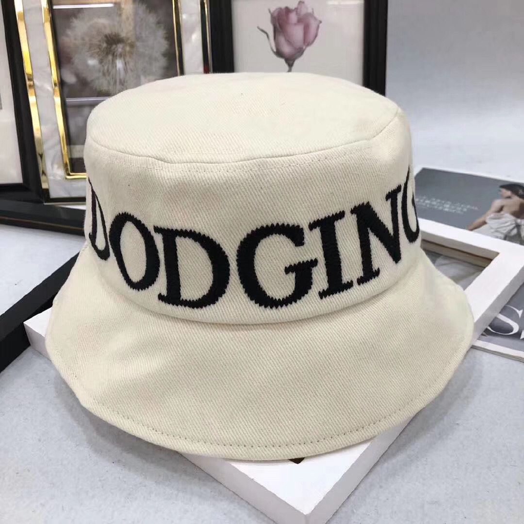 [ Code FAHOTCB1505 for 10K off any order] Fashionable youthful and fashionable embroidered beaded hats for both men and women
