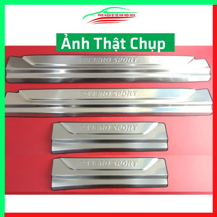 Nẹp Bước Chân Trong Ngoài Inox Cho xe Mitsubishi Pajero