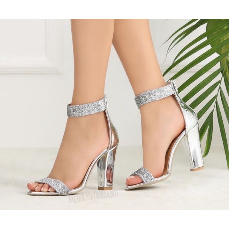 Sandal gót thô si PU bóng đẹp thời trang mới  cách điệu kim tuyến TT178