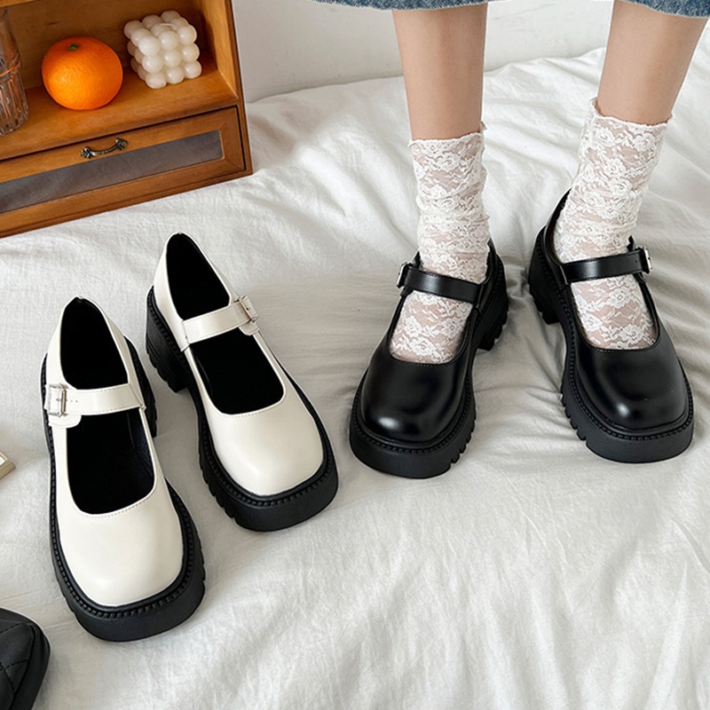 Giày lười IELGY màu đen/ màu be đế bằng phong cách cổ điển dành cho nữ