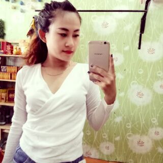 Áo nhũ chéo cổ tim