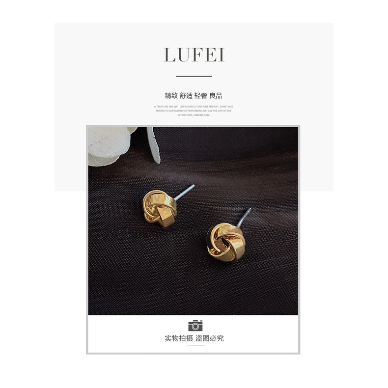 Khuyên tai nhỏ xinh đơn giản tinh tế thời trang dành cho nữ