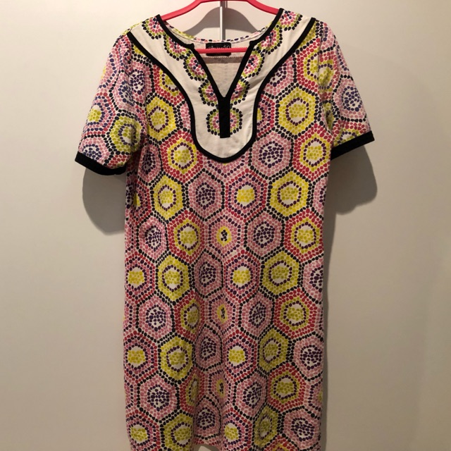 Váy ngắn Aries 50