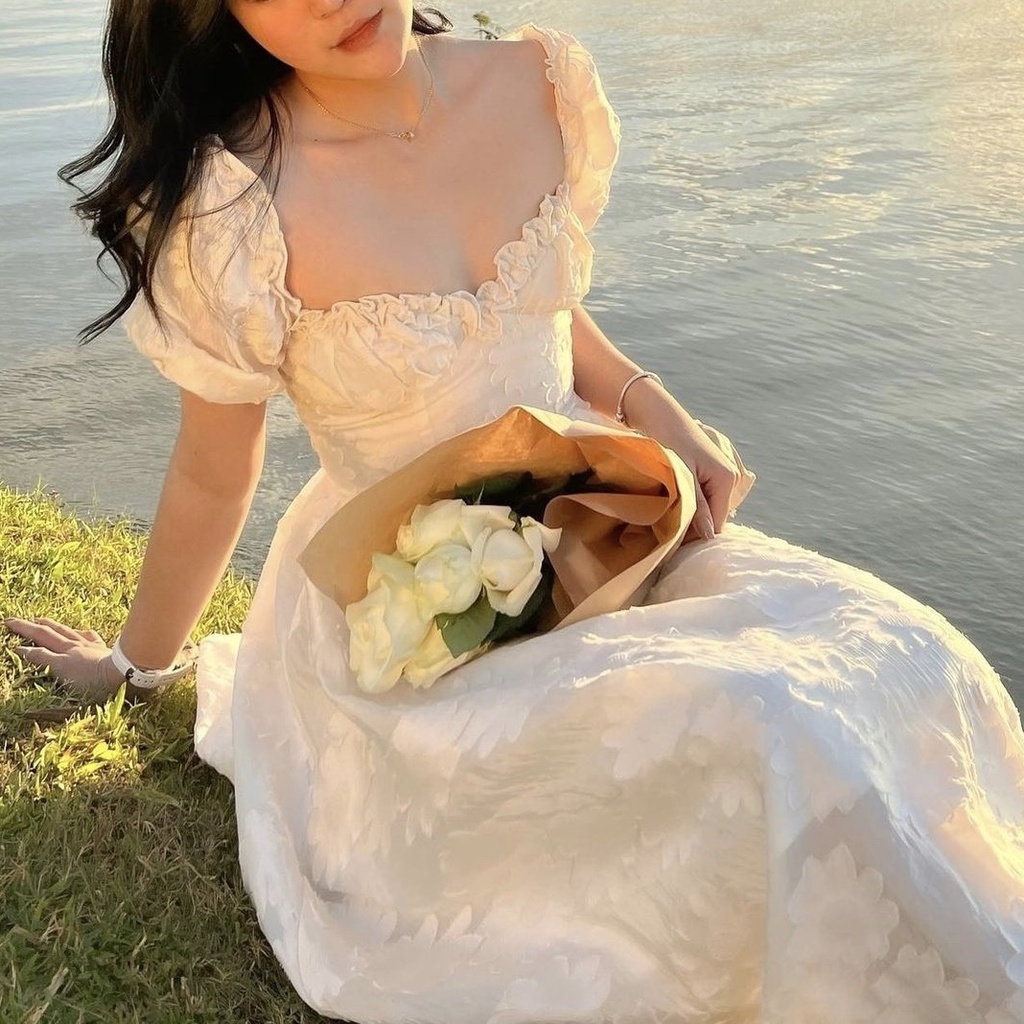 ĐẦM MIDI HOA NỔI VIỀN BÈO NGỰC TRẮNG - DA2598