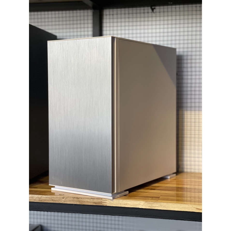 Vỏ case Infinity Eclipse M – Matx Tempered Glass