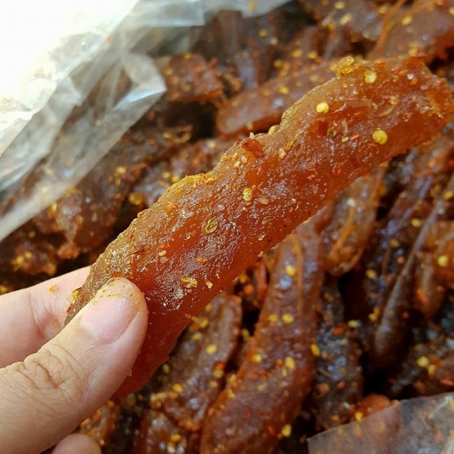 Me rim muối ớt nhà làm