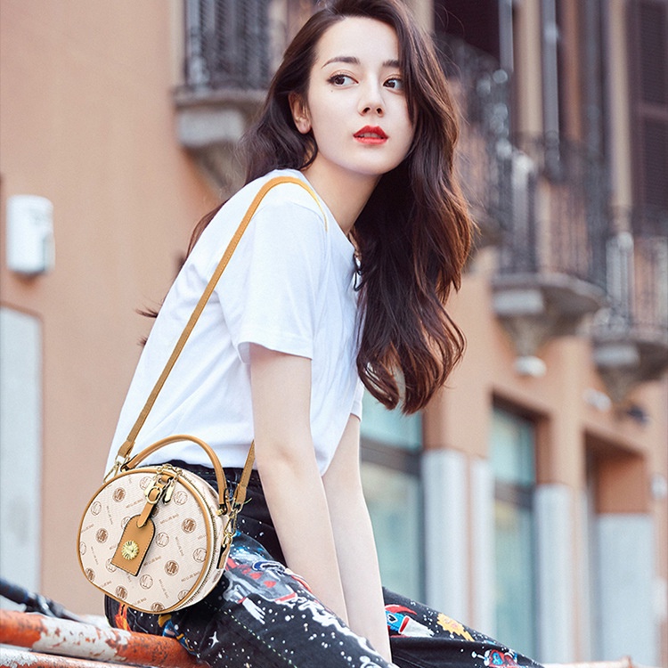 [Hot Trend] Túi Hộp Tròn Móc Hoa Phối Họa Tiết Cá Tính C955