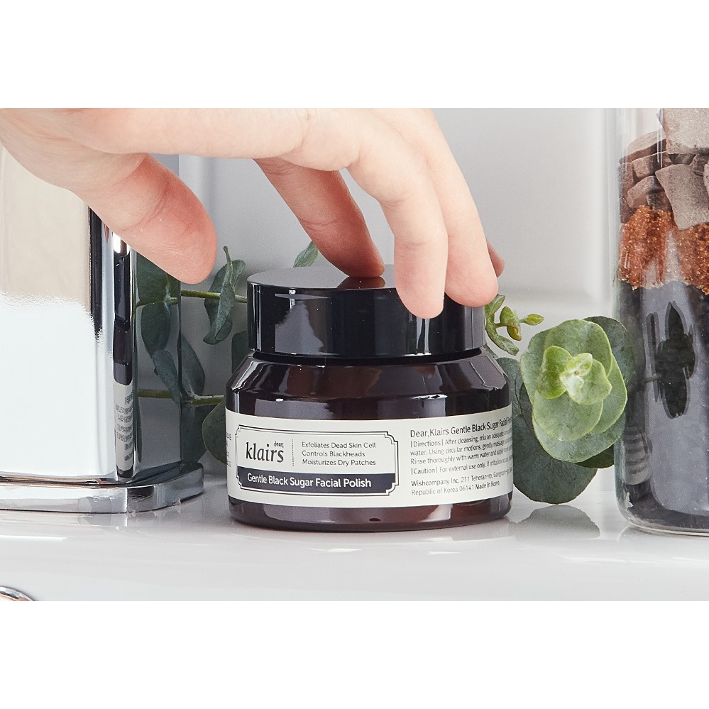 Tẩy Tế Bào Chết Đường Đen Klairs Giảm Mụn Đầu Đen, Se Khít Lỗ Chân Lông Klairs Gentle Black Sugar Facial Polish 110g