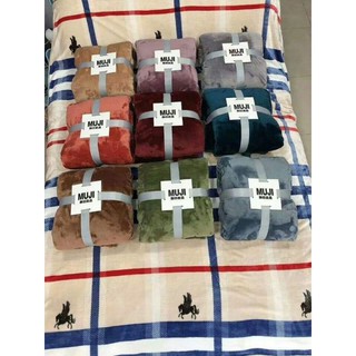 Bộ chăn nhung tuyết muji (loại 2,5kg và 1,8kg)
