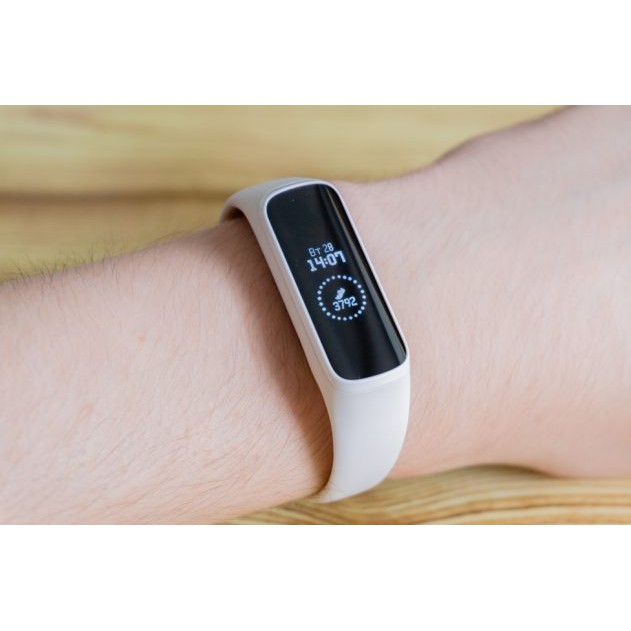 Vòng Đeo Tay Thông Minh Samsung Galaxy Fit e SM-R375 .