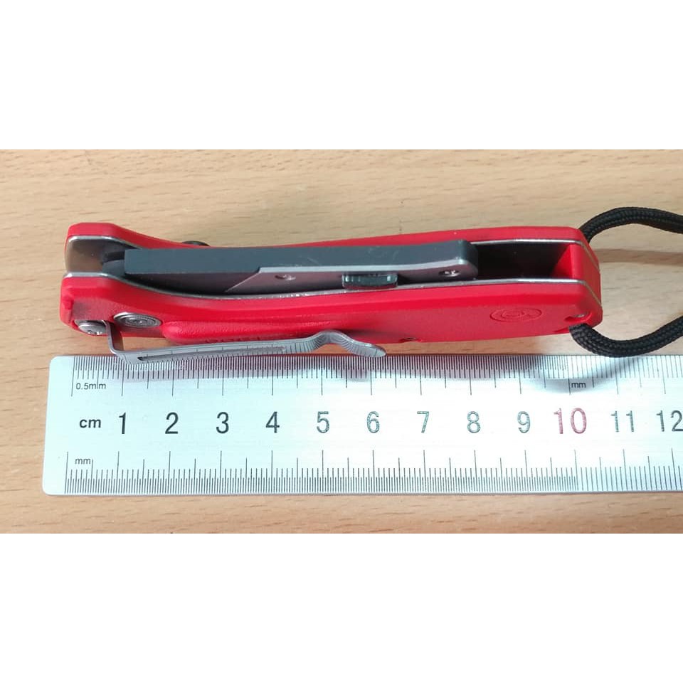 Dao rọc cáp Milwaukee