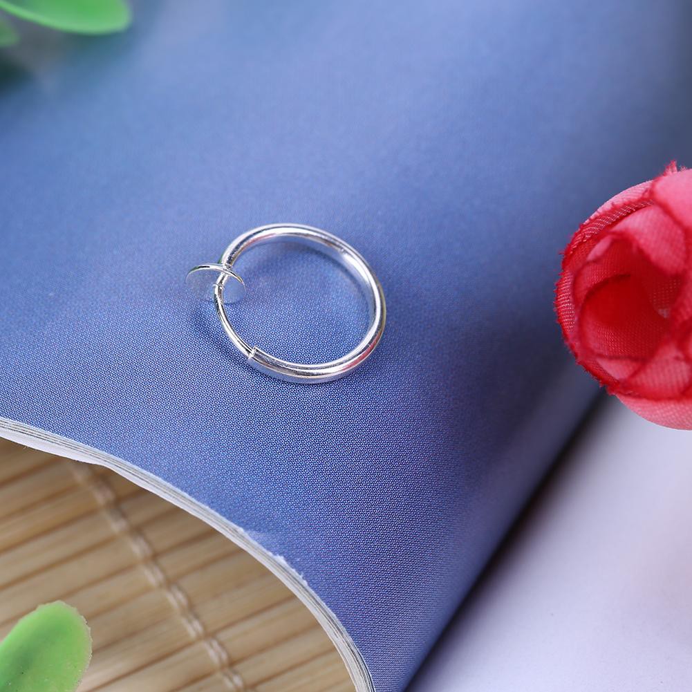 Khuyên tai nữ hình tròn thời trang