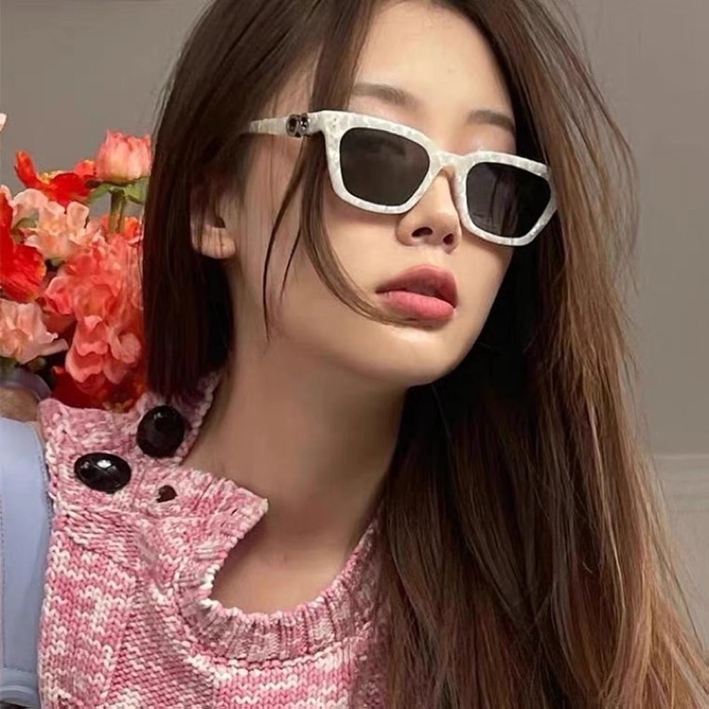 Kính thời trang nam nữ 𝐆.𝐌 𝐗𝐨𝐱𝐨 bản đẹp mẫu mới năm 2022