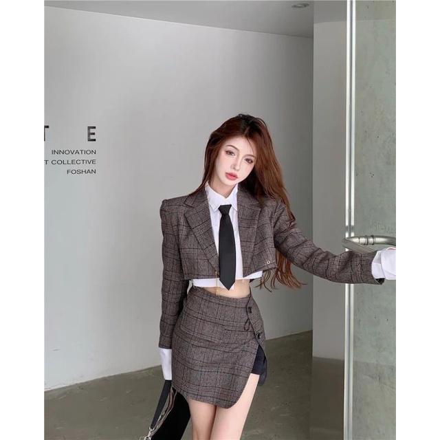 Set vest dạ áo khoác vest + chân váy chữ A xẻ dạ kẻ caro nâu oder taobao