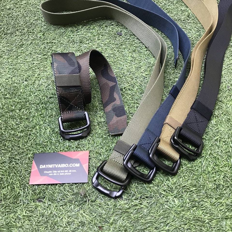 Dây nịt thắt lưng canvas dạng gài 2 thanh tròn khóa chữ D double ring rằn ri camo màu full đen