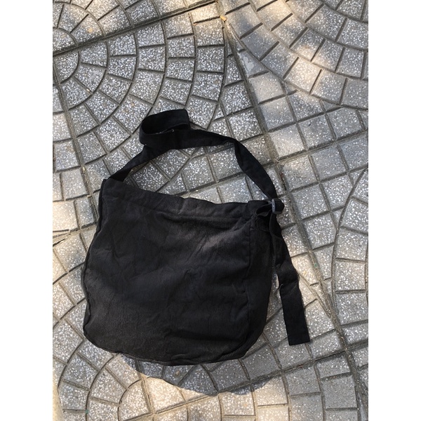 Túi đeo chéo cỡ lớn vải tike ulzzang Hàn Quốc (không điều chỉnh được chiều dài quai)